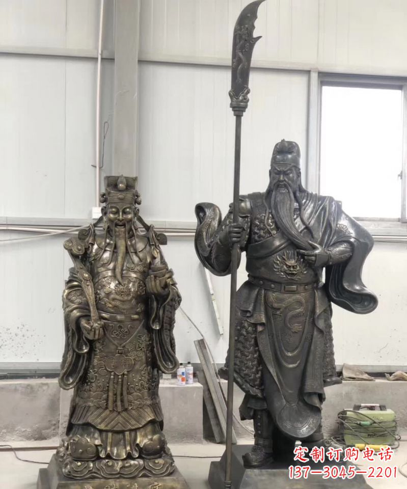 南京海量关公雕塑把财神收入囊中!