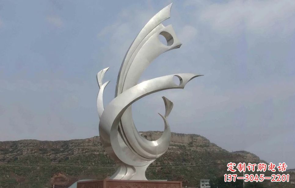 南京金羽凤凰-不锈钢抽象雕塑