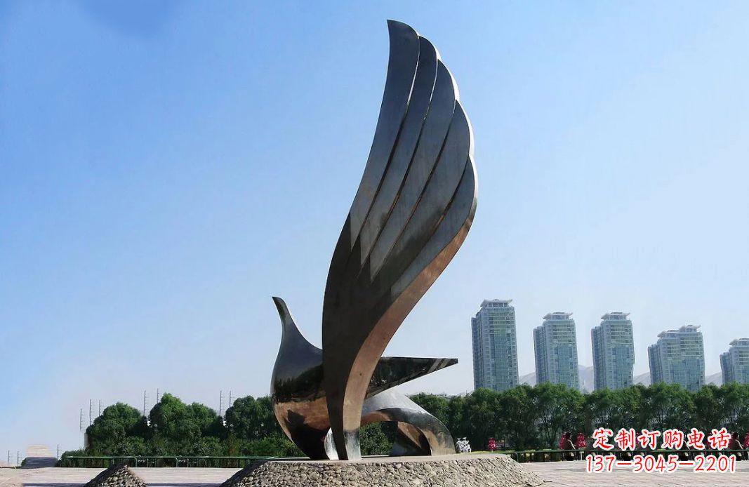 南京广场不锈钢抽象鸽子雕塑