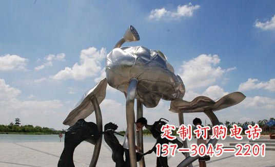 南京不锈钢仿真莲花莲叶雕塑