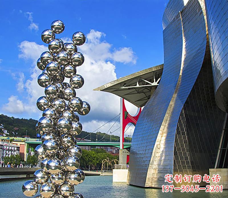 南京高端不锈钢抽象龙柱雕塑