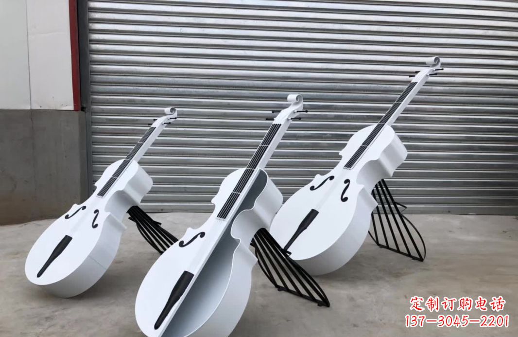 南京精美的不锈钢大提琴雕塑,让你的空间更加温馨
