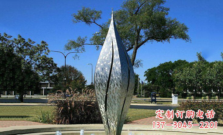 南京广场不锈钢花骨朵喷泉雕塑