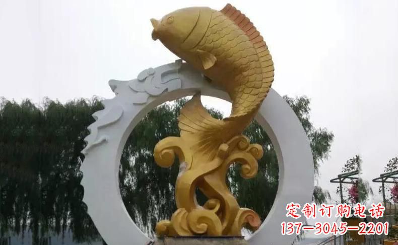 南京广场不锈钢金龙鱼雕塑