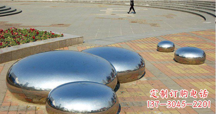 南京镜面不锈钢水滴雕塑
