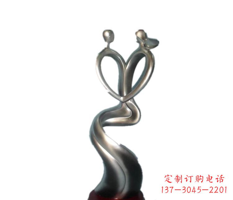 南京爱的象征——不锈钢情侣雕塑