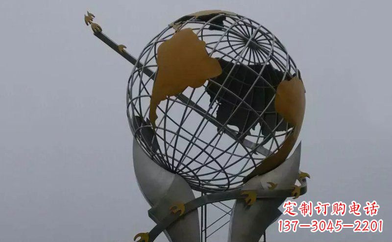 南京不锈钢大地手托雕塑