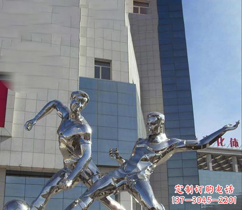 南京中领雕塑:专业的足球运动雕塑定制