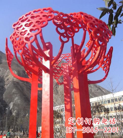 南京不锈钢心形树叶大树雕塑，展示爱与生命