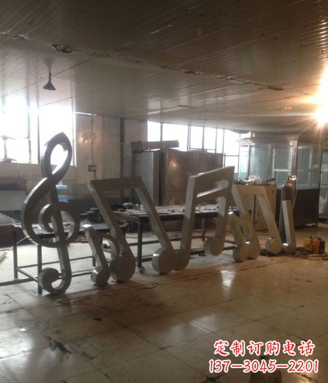 南京精致不锈钢音符景观雕塑