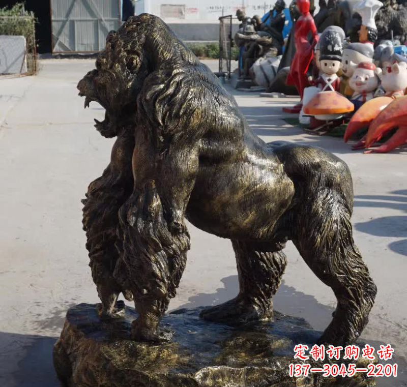 南京高贵大气的猩猩铜雕
