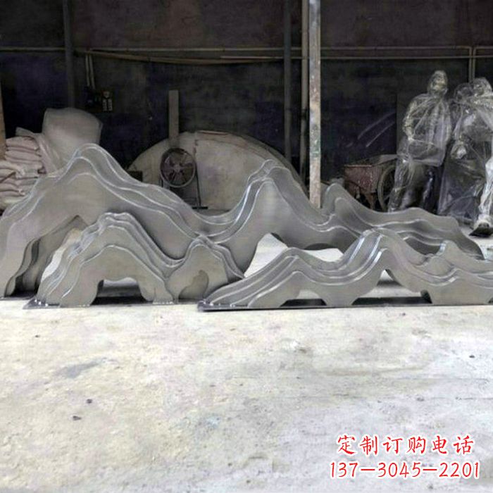 南京广场户外不锈钢假山雕塑