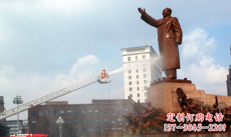 南京精致雕塑,极致致敬——毛主席景观铜雕