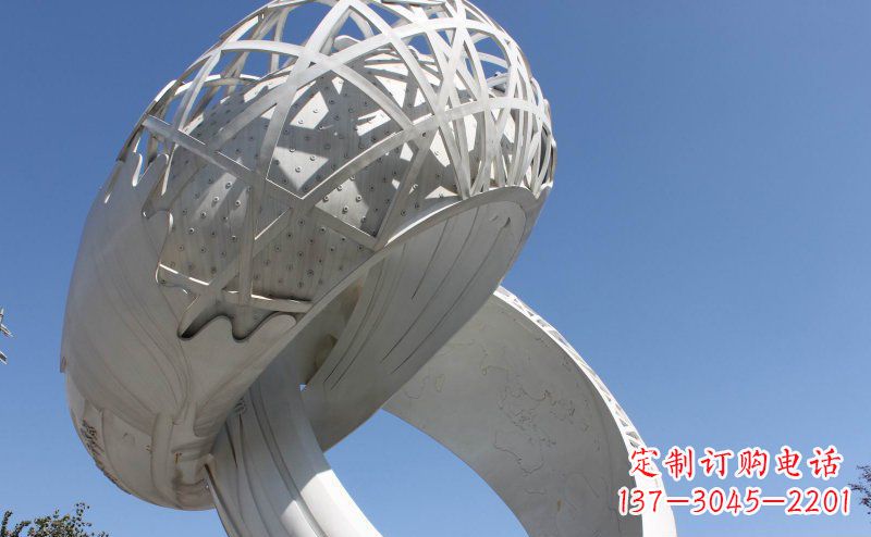 南京中领雕塑珠宝戒指雕塑是一款以不锈钢为原材…