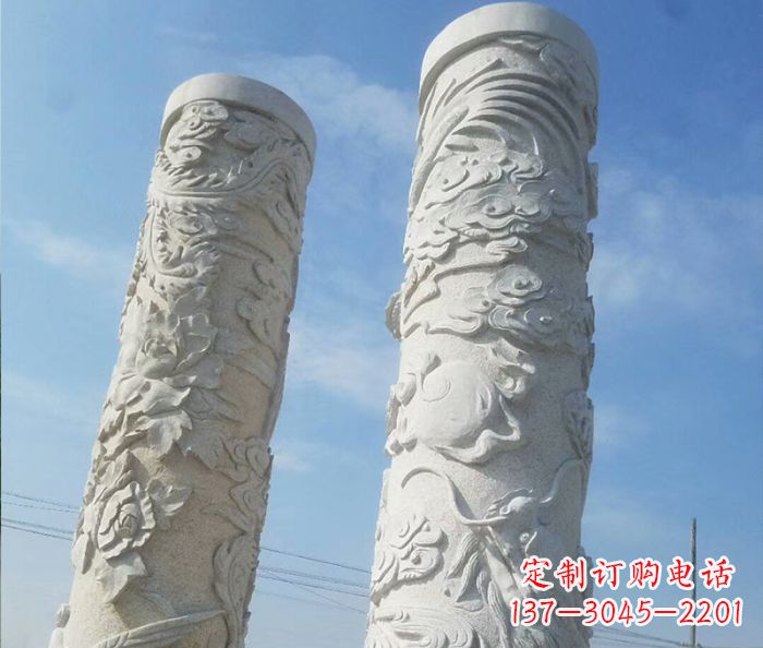 南京艺术化的广场龙柱石雕