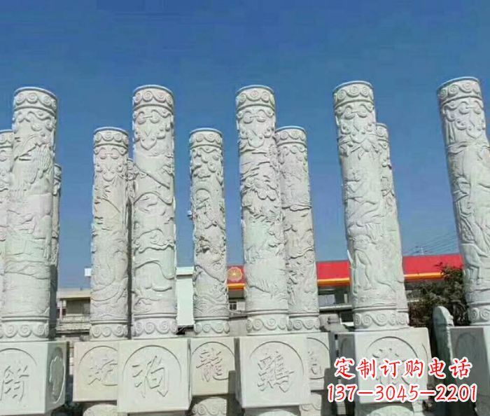 南京来自中国文化的十二生肖雕塑
