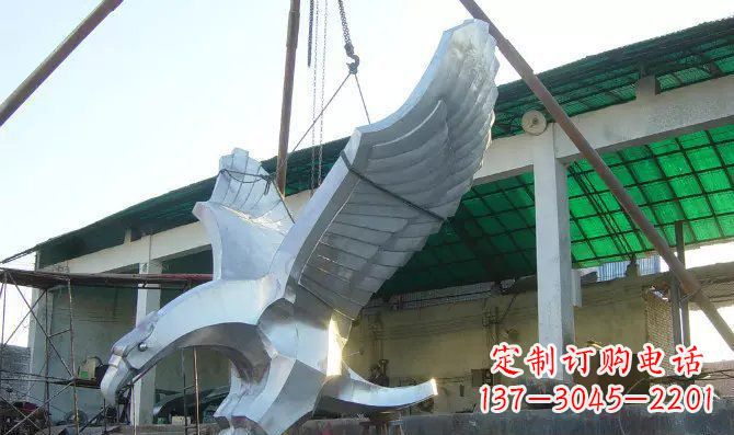南京高端大气老鹰不锈钢雕塑