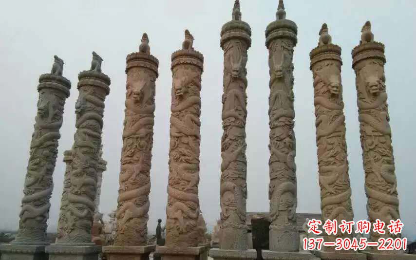 南京广场盘龙柱石雕1