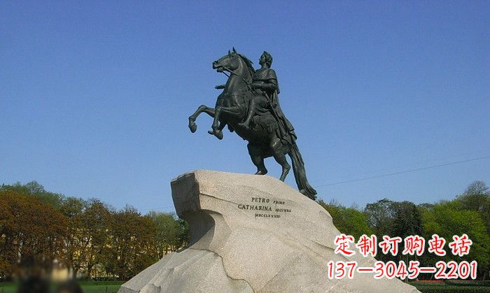 南京高贵威武的骑马铜雕