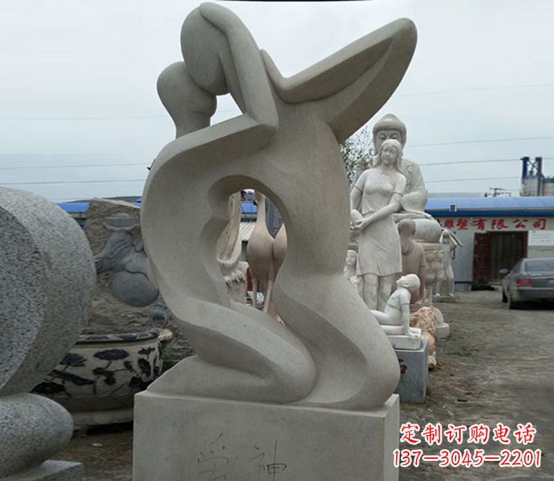 南京情侣石雕:给浪漫爱情永恒的礼物