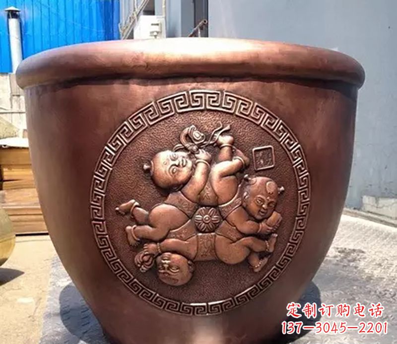 南京广场水缸铜雕塑