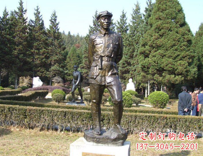 南京铜雕解放军战士，荣誉的象征