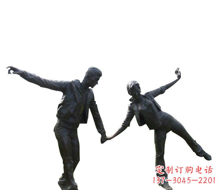 南京铜恋人雕塑,完美呈现浪漫爱情