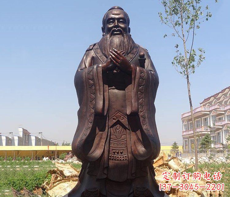 南京广场校园历史孔子人物铜雕像