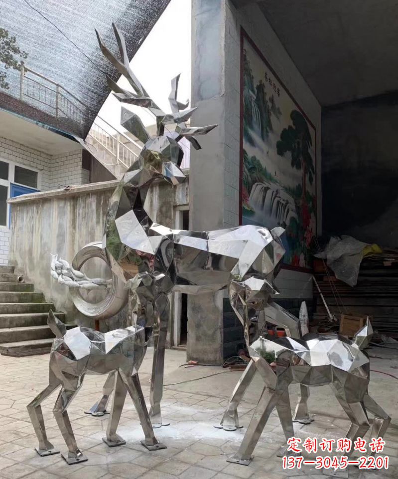 南京精致鹿形不锈钢雕塑