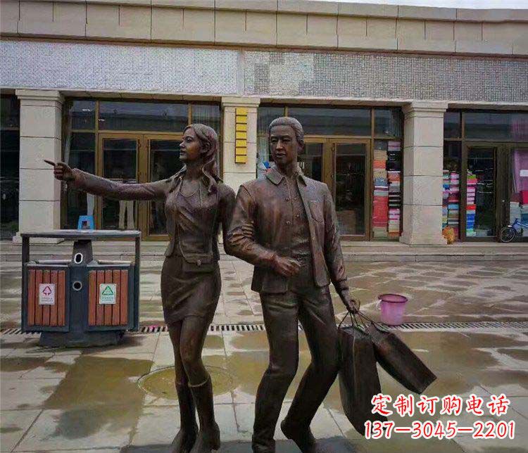 南京唯爱永恒:情侣雕塑