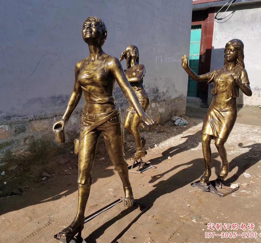 南京美女铜雕,精美绝伦!