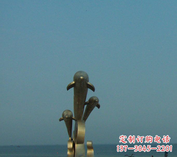 南京海豚戏水海边景观铜雕
