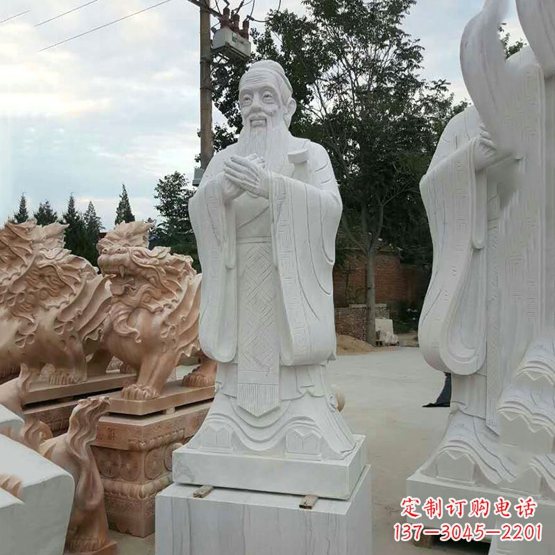 南京海外的孔子雕像