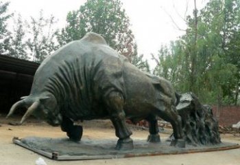 南京新中国拓荒牛铜雕，传承中国传统文化