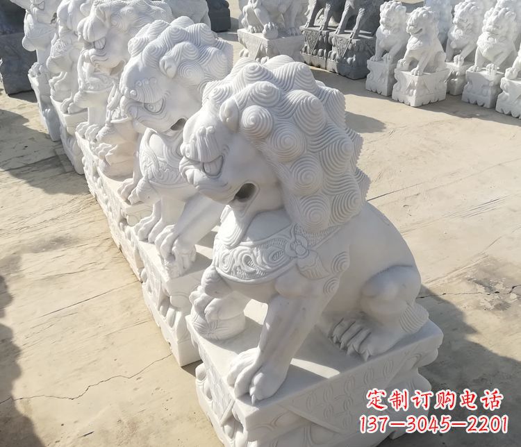 南京汉白玉踩球狮子门口招财镇宅石雕