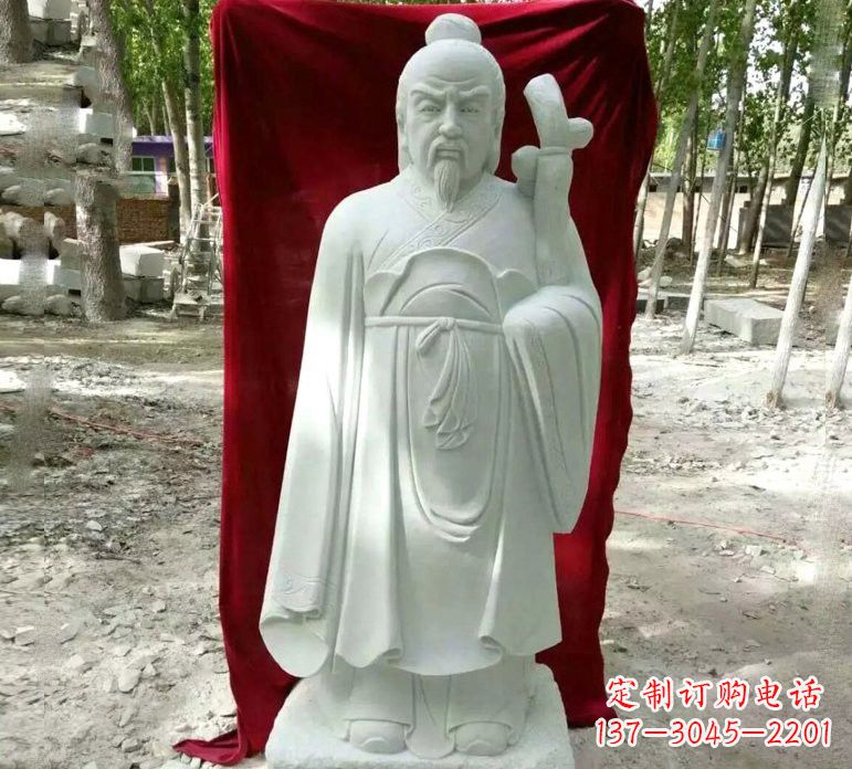 南京典雅捕捉历史——华佗雕塑