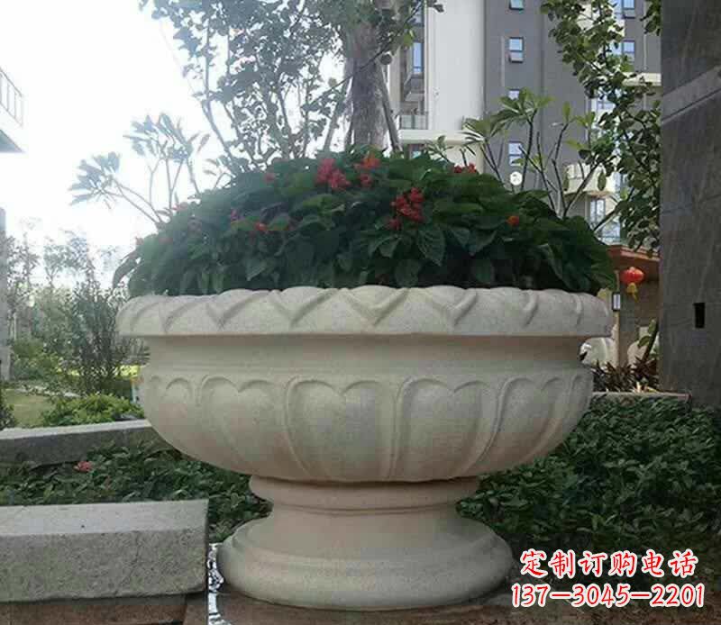 南京传承艺术美学的汉白玉花盆雕塑