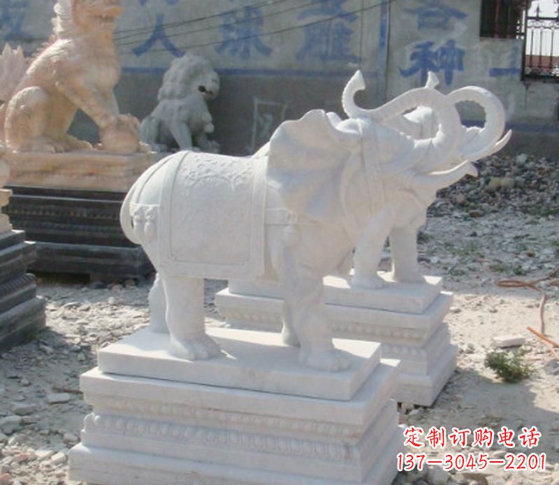 南京汉白玉卷鼻喷水大象