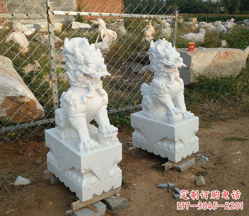 南京精美雕刻石麒麟，添玉门口踩球景象