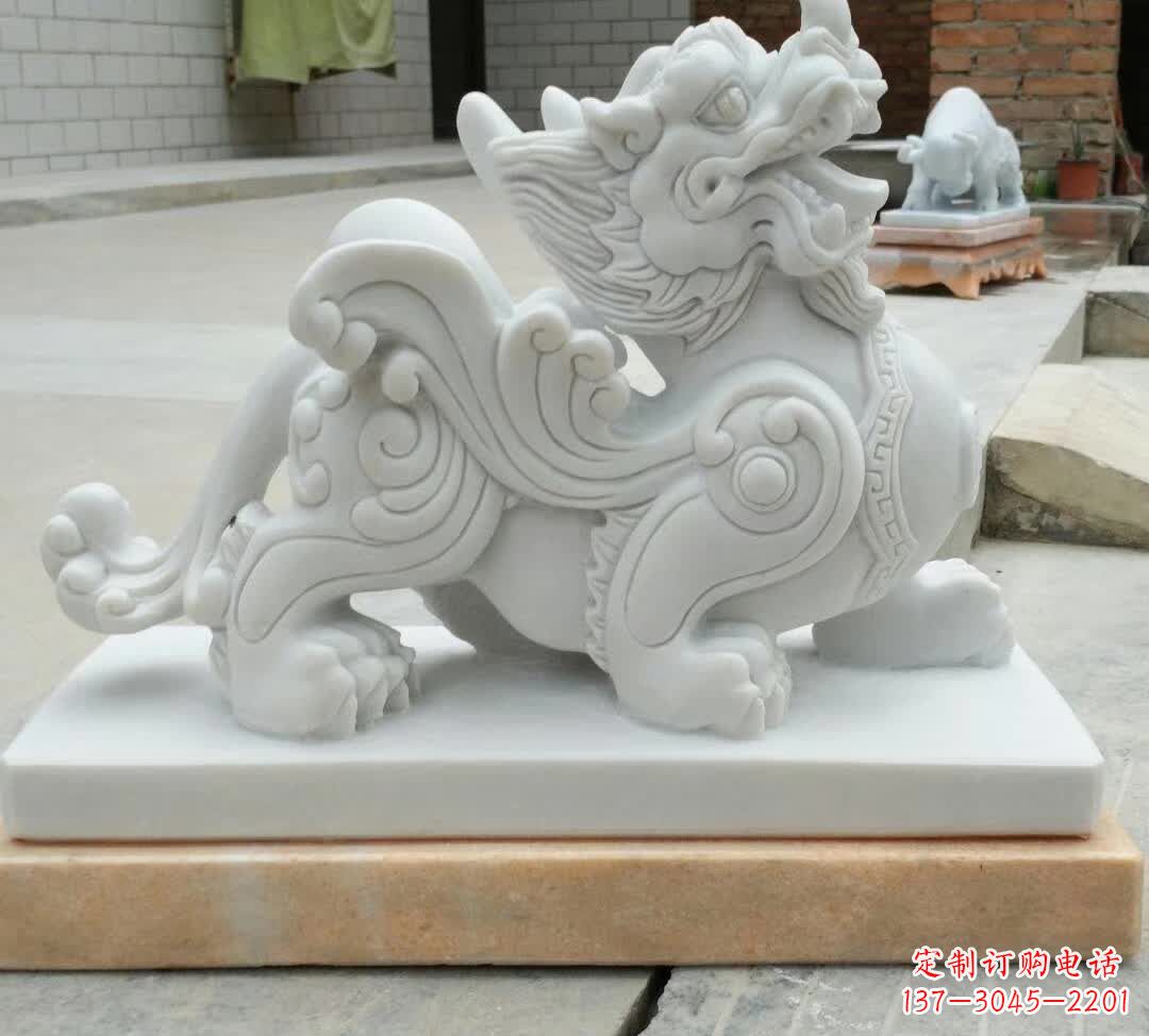 南京精美汉白玉貔貅雕塑