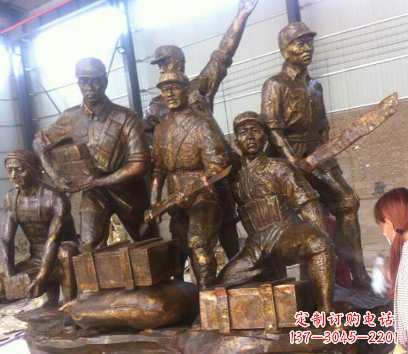 南京把热血历史纪念永久铸就——红军雕塑