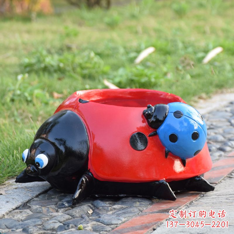 南京红色玻璃钢七星瓢虫花盆雕塑