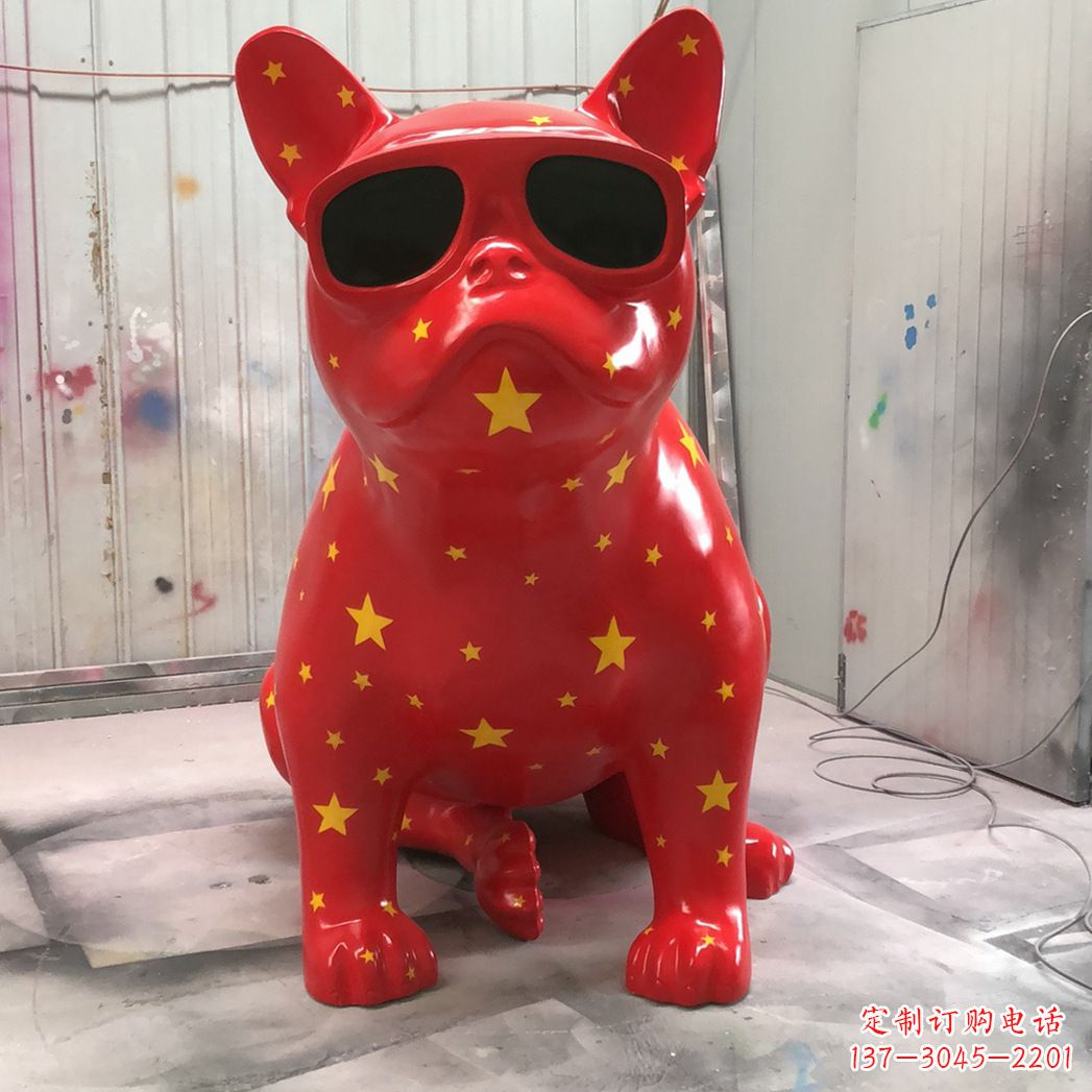 南京玻璃钢材质精致的生肖雕塑