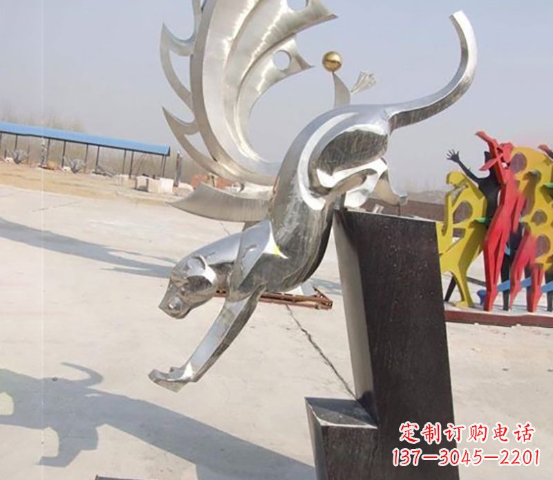 南京经典大气的不锈钢豹子雕塑