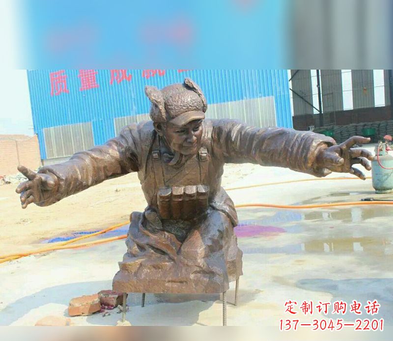 南京黄继光校园英雄铜雕:传承伟大精神