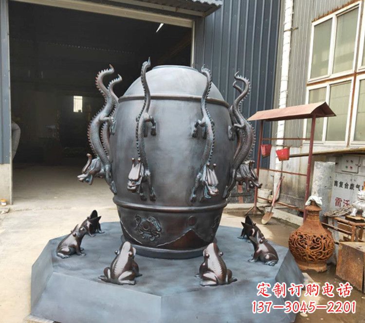 南京浑天仪玻璃钢仿铜雕塑,活跃校园景观