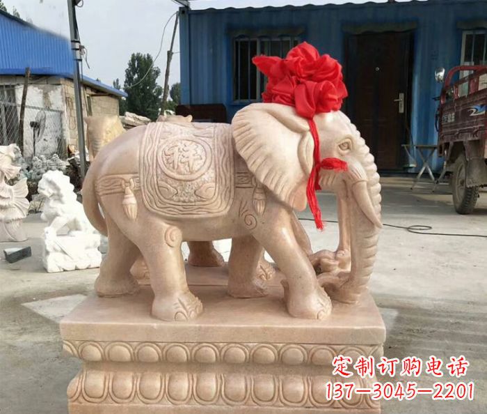南京欣赏晚霞红,给家里添大象雕塑