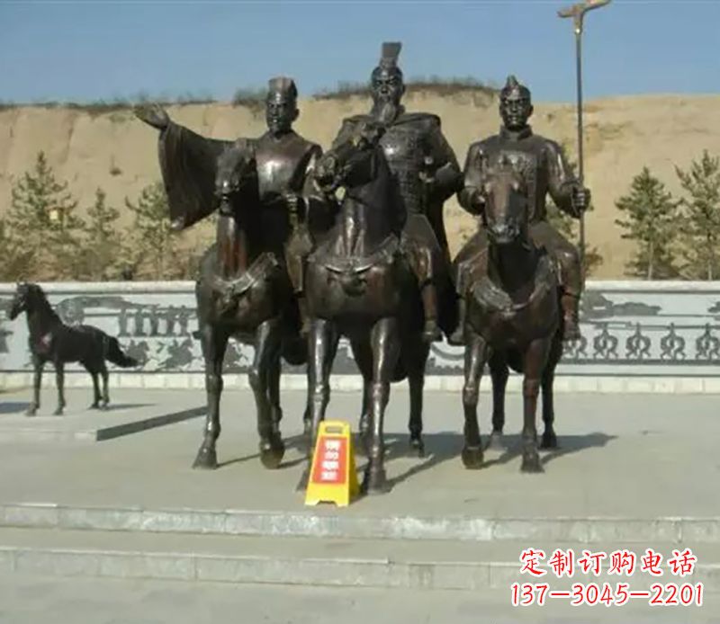 南京中领雕塑:骑马广场铜雕作品