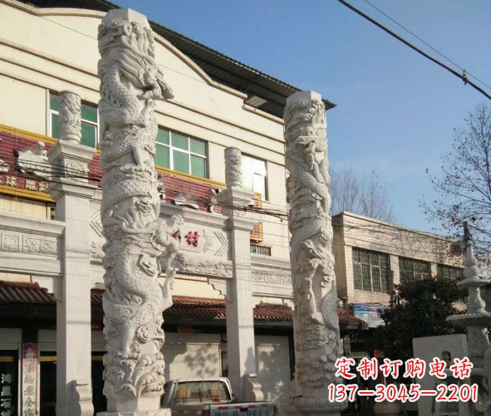 南京汇聚古灵神韵的大理石龙柱雕塑