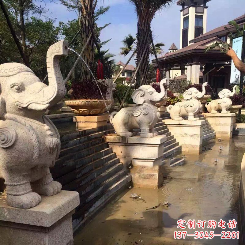南京雕刻精美的大象雕塑